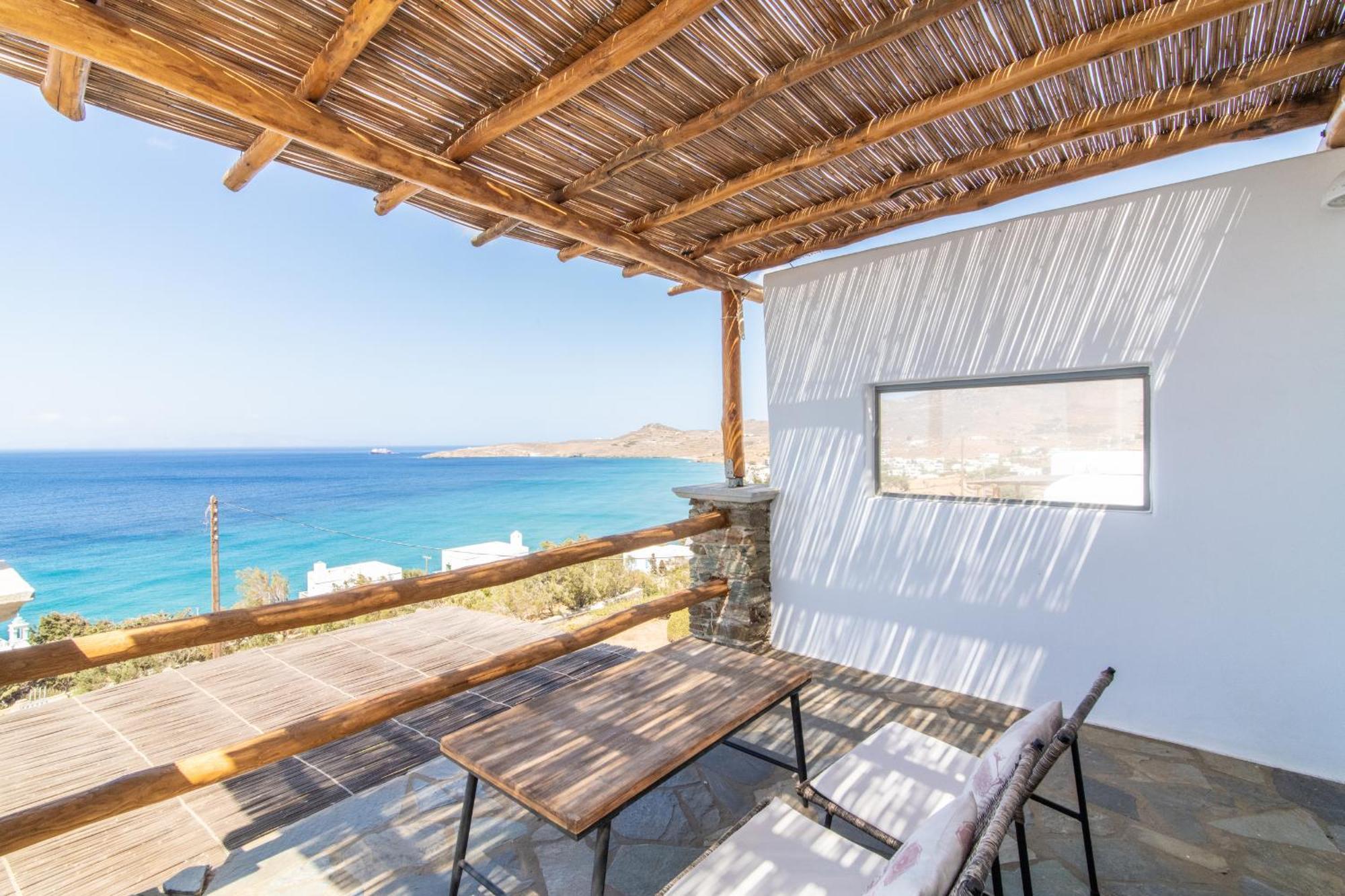 Big Blue Suites & Apartments كيونيا المظهر الخارجي الصورة
