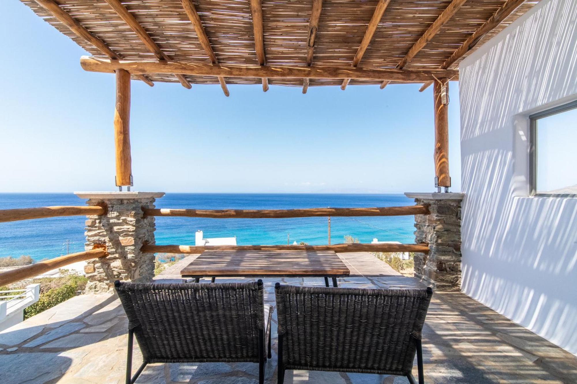 Big Blue Suites & Apartments كيونيا المظهر الخارجي الصورة
