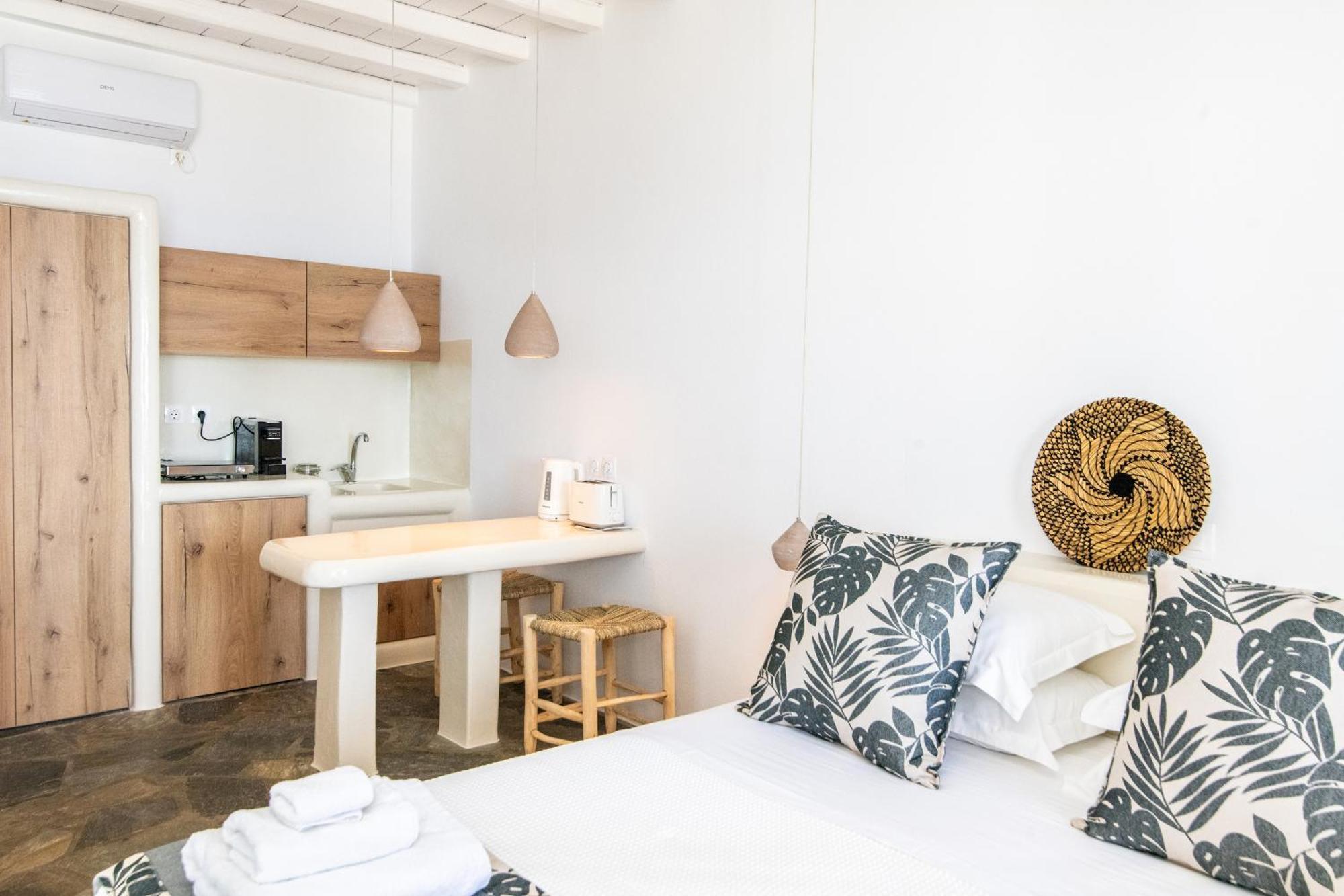 Big Blue Suites & Apartments كيونيا المظهر الخارجي الصورة