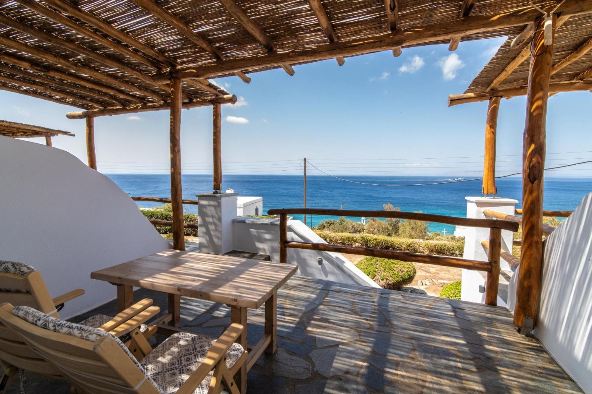Big Blue Suites & Apartments كيونيا المظهر الخارجي الصورة